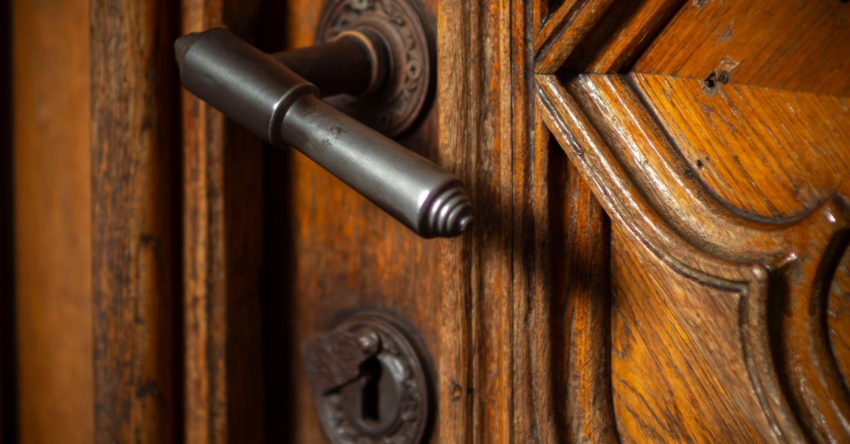 Door Knob & Deadbolt Lock Installation — Hillside Locksmith